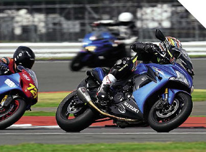 SUZUKI GSX-S1000F | Fast Bikes 321 December 2016