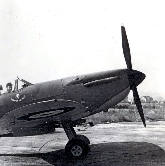 W3333 CROWDFUNDING 1940s STYLE | History of War Issue 84