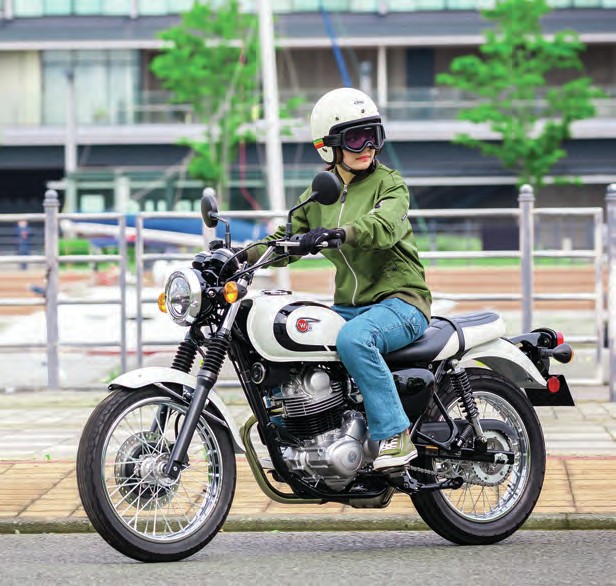 2025 Kawasaki W230 | Motorcycle Mojo November/December 2024