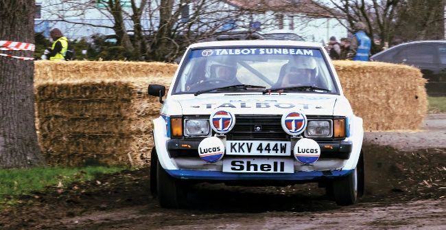 RACE RETRO IS BACK IN ACTION | Classic & Sports Car May-23