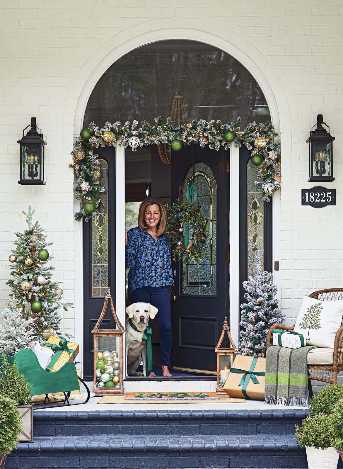 A Christmas Cottage 2022 The Colors Of Christmas | Cottages And Bungalows Dec/Jan 2022 |  Pocketmags.com