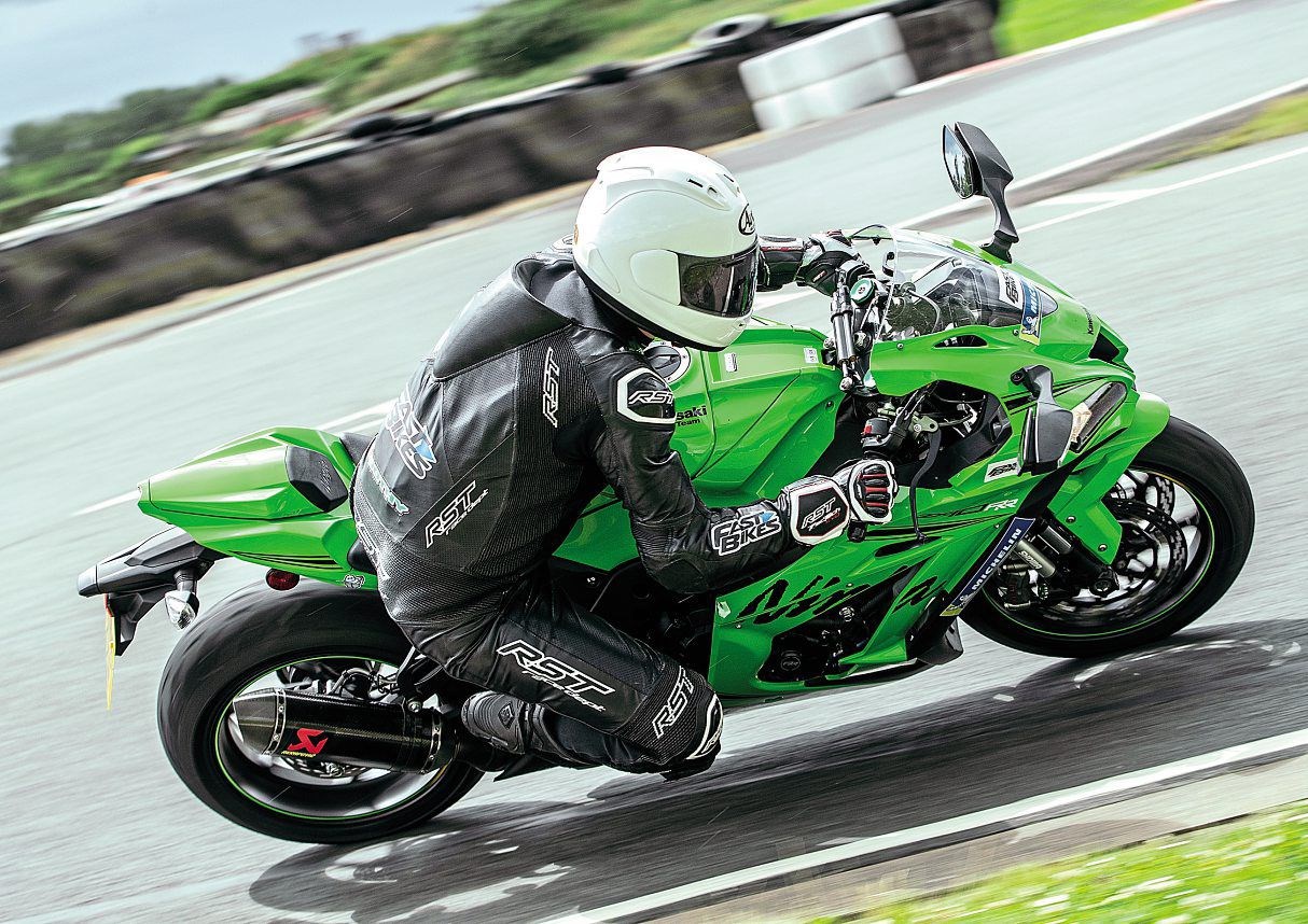 kawasaki 10rr 2020