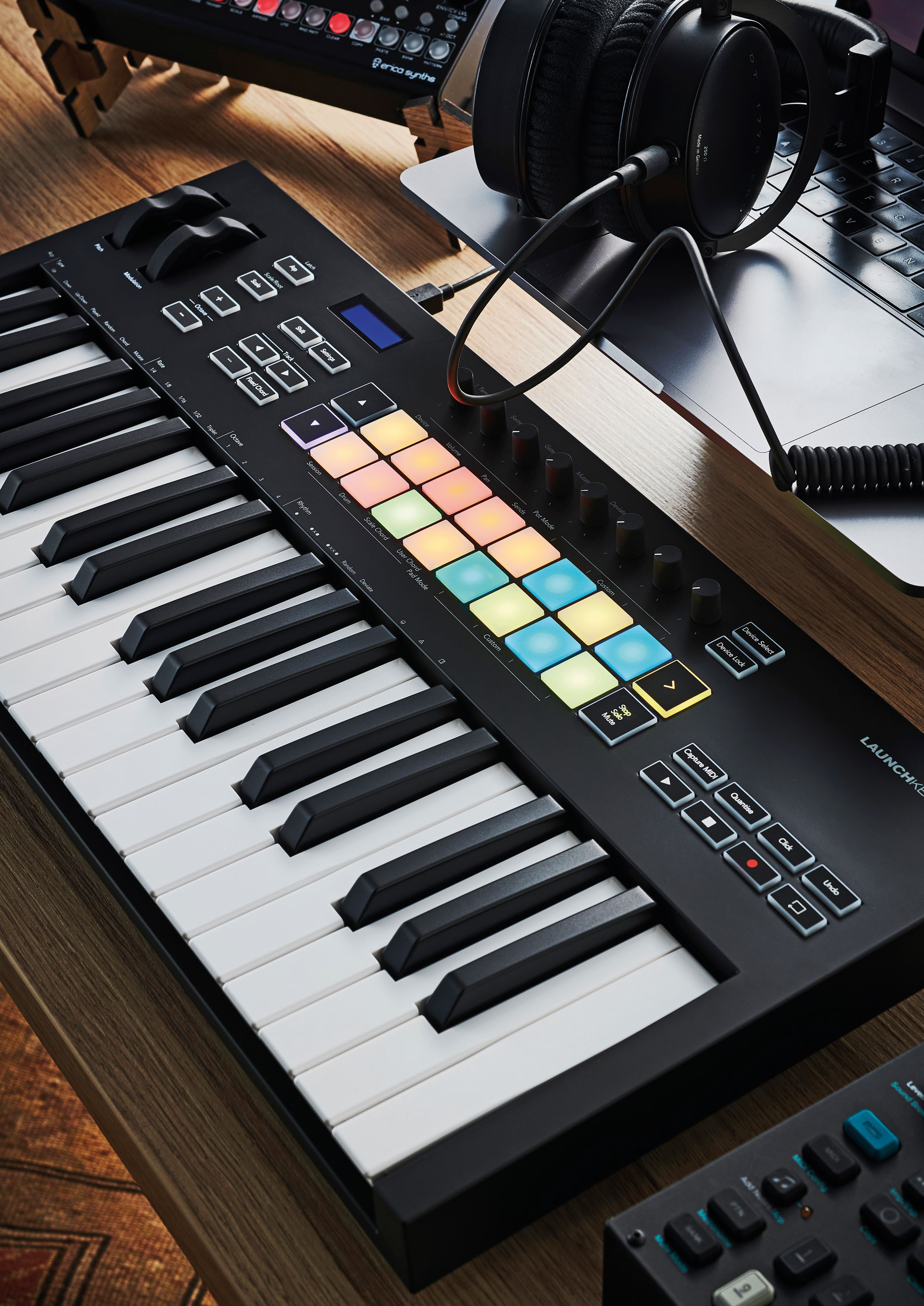 Novation Launchkey 37 Mk3 £180