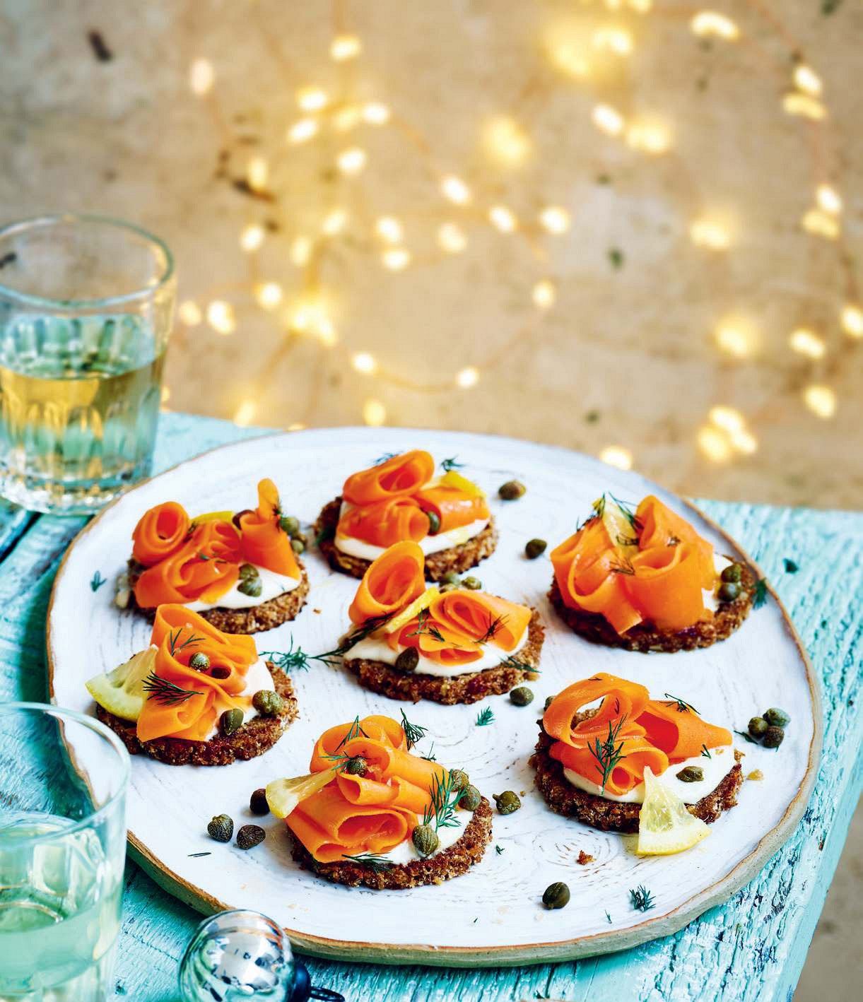 Smoked Salmon With Cream Cheese Capers And Dill Canapes