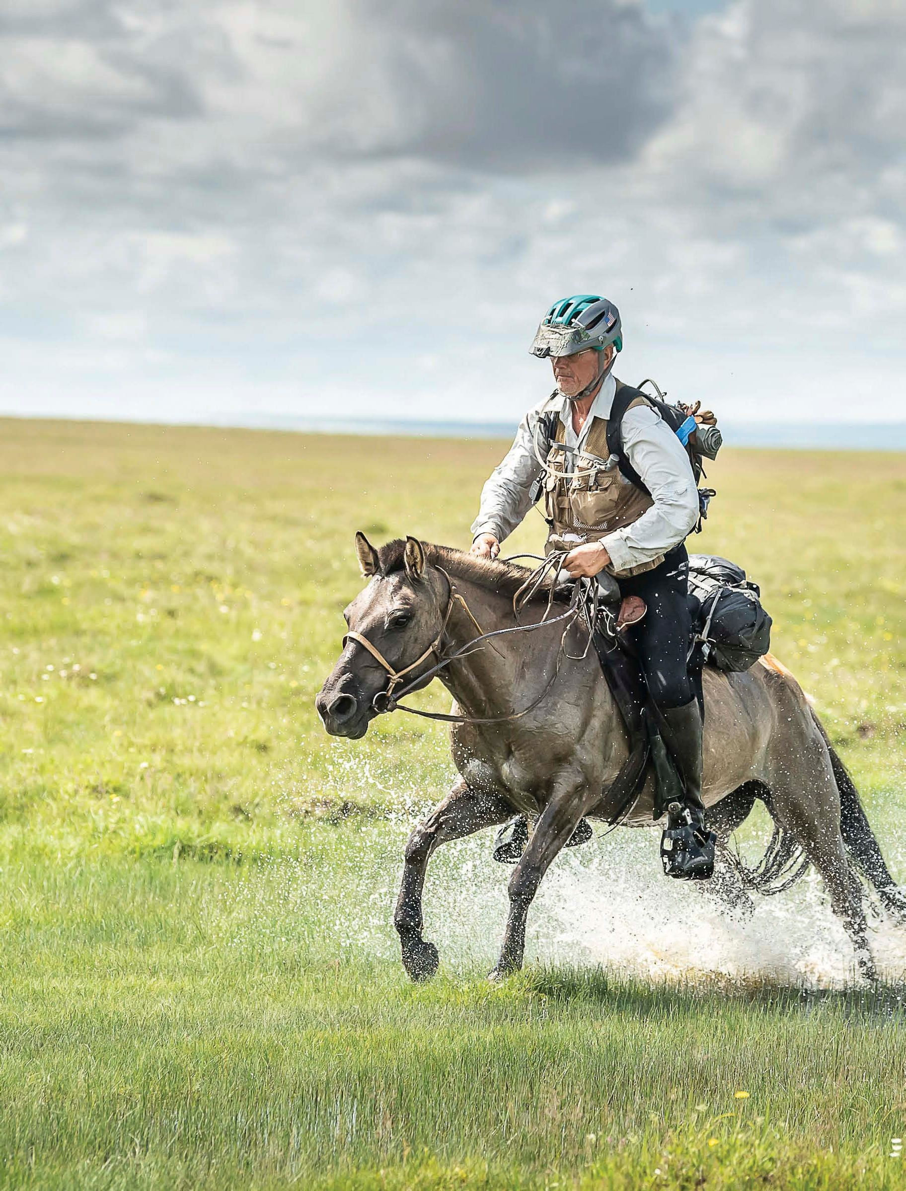 The Longest Horse Race | Pocketmags.com